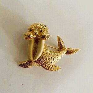 Vintage Brooch Gold Tone with Enameled Tusks Walrus EUC